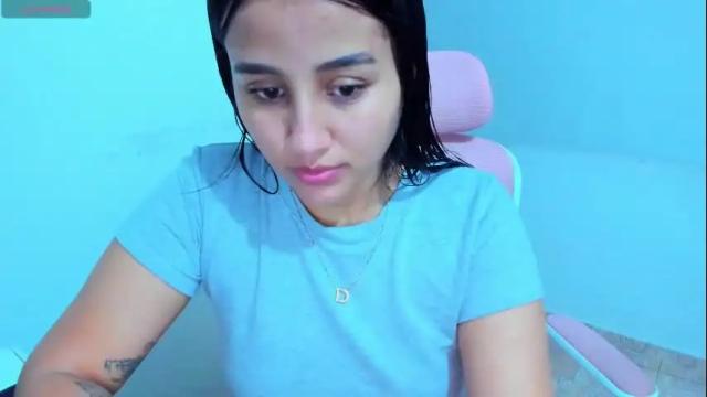Image 2 of dulce_acosta Stream on Chaturbate on 1 month ago