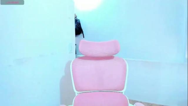 Image 10 of dulce_acosta Stream on Chaturbate on 24 days ago