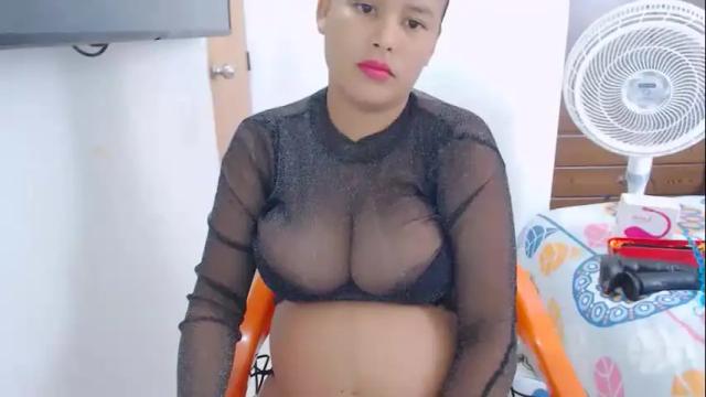 Image 6 of dulce_alana22 Stream on Chaturbate on 19 months ago