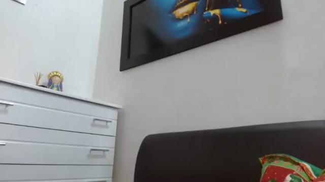 Image 8 of dulce_arangoo Stream on Chaturbate on 19 months ago