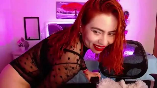 Image 4 of dulce_charlottee Stream on Chaturbate on 12 months ago