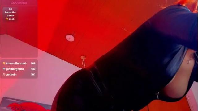 Image 6 of dulce_charlottee Stream on Chaturbate on 1 month ago