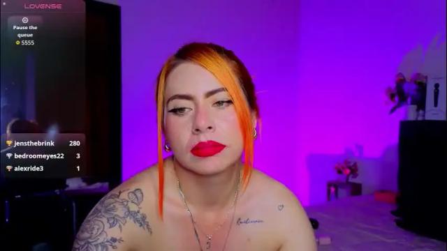 Image 7 of dulce_charlottee Stream on Chaturbate on 1 month ago
