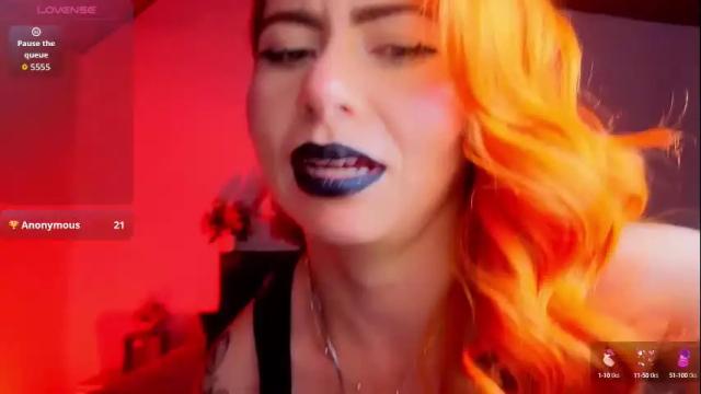 Image 10 of dulce_charlottee Stream on Chaturbate on 1 month ago