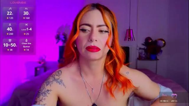 Image 4 of dulce_charlottee Stream on Chaturbate on 1 month ago