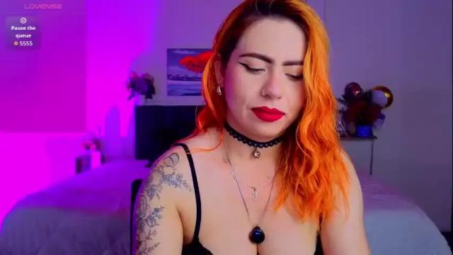 Image 4 of dulce_charlottee Stream on Chaturbate on 1 month ago