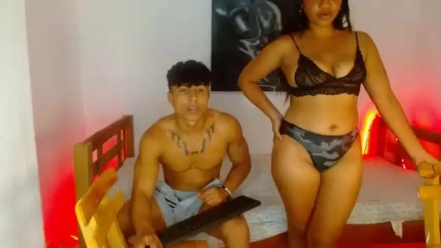 Image 3 of dulce_deseo69 Stream on Chaturbate on 16 months ago