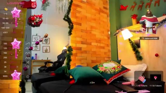 Image 3 of dulce_le Stream on Chaturbate on 17 months ago