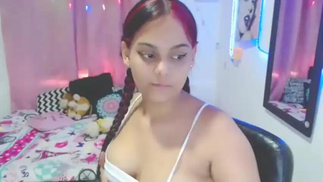 Image 8 of dulce_sami Stream on Chaturbate on 15 months ago