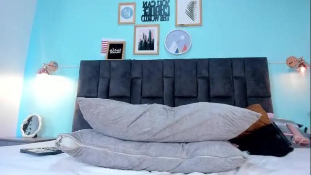 Image 4 of dulceaurora_ Stream on Chaturbate on 1 month ago
