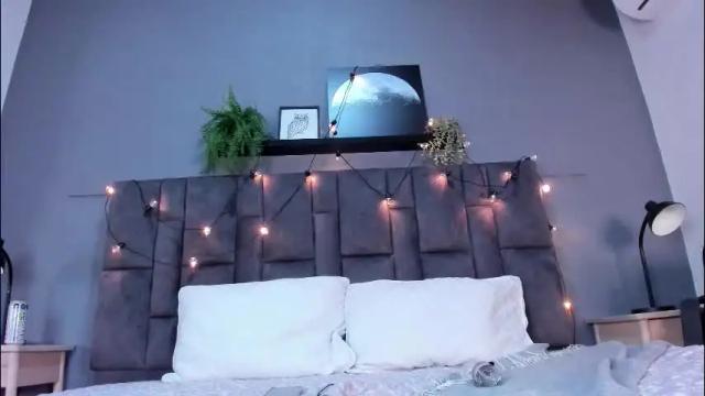 Image 6 of dulceaurora_ Stream on Chaturbate on 1 month ago