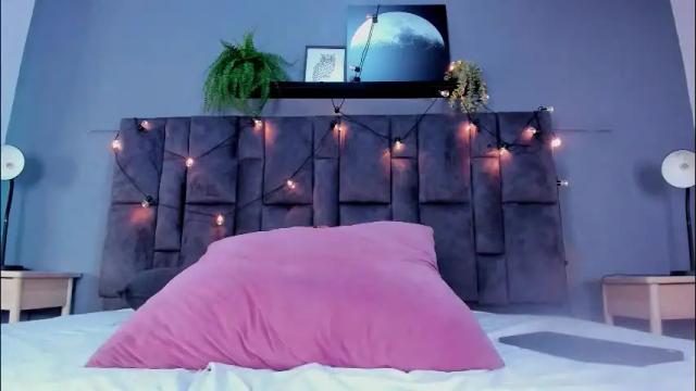 Image 3 of dulceaurora_ Stream on Chaturbate on 14 days ago