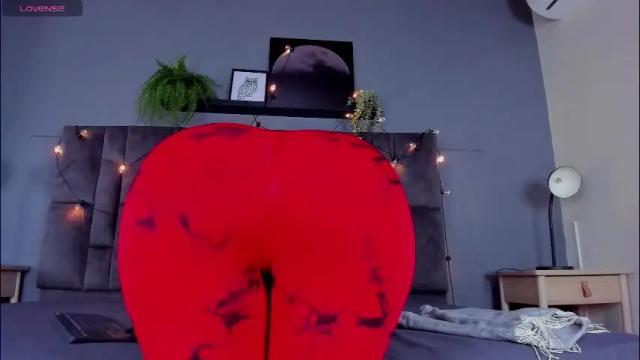 Image 7 of dulceaurora_ Stream on Chaturbate on 9 days ago