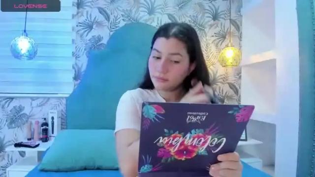 Image 2 of dulcemariee_ Stream on Chaturbate on 19 months ago
