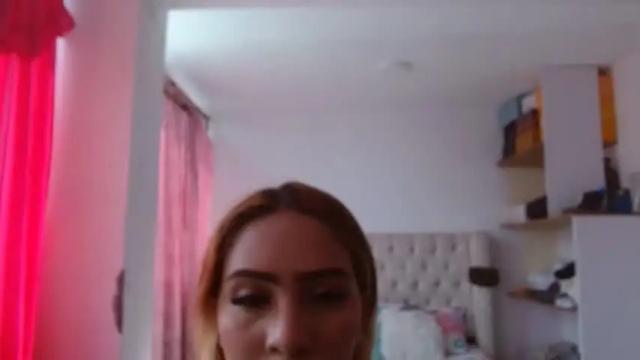 Image 8 of dulcemillerr_ Stream on Chaturbate on 16 months ago