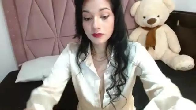 Image 2 of dulcepicante_1 Stream on Chaturbate on 18 days ago