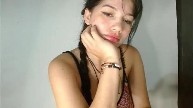 Image 2 of dulcepicante_1 Stream on Chaturbate on 2 months ago