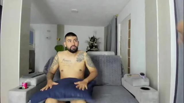 Image 8 of dulceromance Stream on Chaturbate on 18 days ago