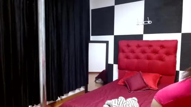 Image 7 of dulcinea_love Stream on Chaturbate on 18 months ago