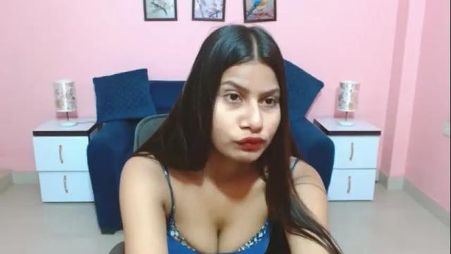 Image 3 of dumble_doree Stream on Chaturbate on 22 days ago