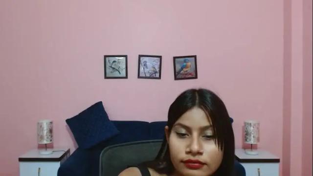 Image 12 of dumble_doree Stream on Chaturbate on 14 days ago