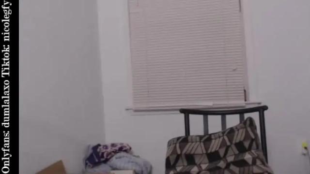Image 3 of dumlala Stream on Chaturbate on 19 months ago