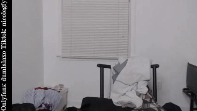 Image 2 of dumlala Stream on Chaturbate on 18 months ago