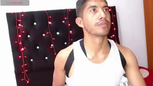 Image 11 of duo_latiin_hot Stream on Chaturbate on 17 months ago