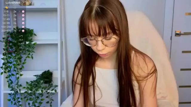 Image 3 of duo_moonlight Stream on Chaturbate on 15 months ago