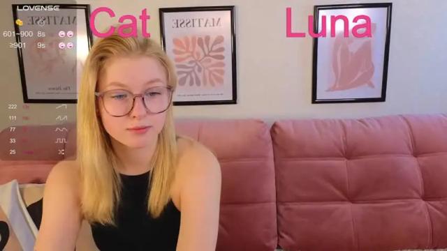 Image 2 of duo_moonlight Stream on Chaturbate on 14 months ago