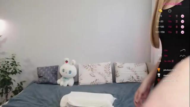 Image 12 of duomoon Stream on Chaturbate on 14 days ago