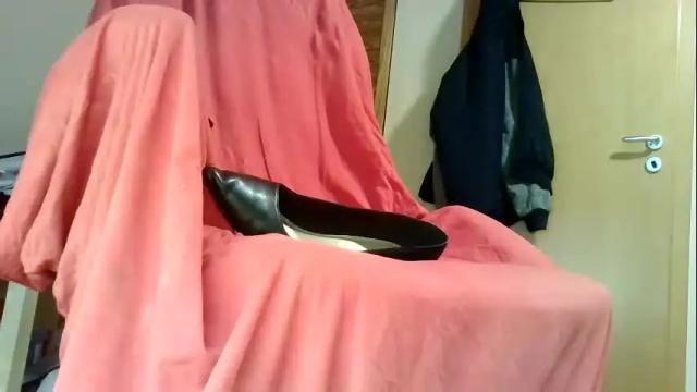 Image 7 of dwtsaskia80 Stream on Chaturbate on 4 months ago