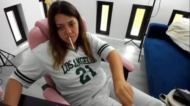 Image 4 of dyanakaylin Stream on Chaturbate on 10 days ago
