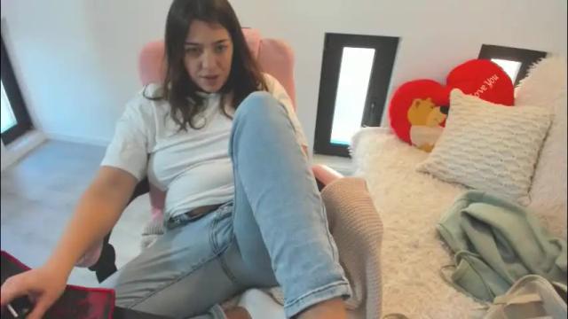 Image 8 of dyanakaylin Stream on Chaturbate on 1 day ago