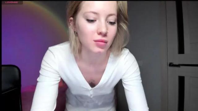 Image 7 of e__lisa Stream on Chaturbate on 19 months ago
