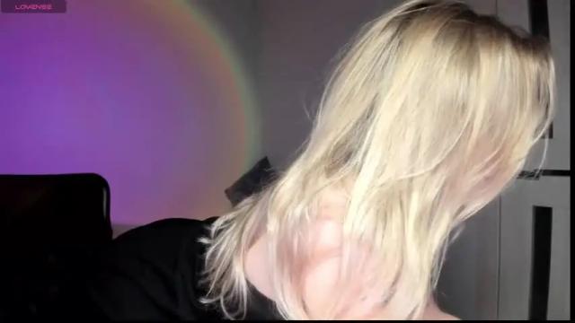 Image 10 of e__lisa Stream on Chaturbate on 19 months ago