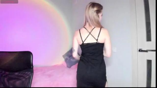 Image 6 of e__lisa Stream on Chaturbate on 19 months ago
