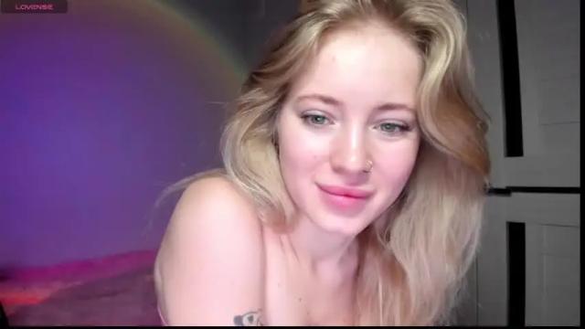 Image 8 of e__lisa Stream on Chaturbate on 19 months ago