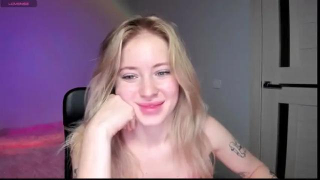 Thumbnail 3, e__lisa's Stream at Chaturbate, 19 months ago