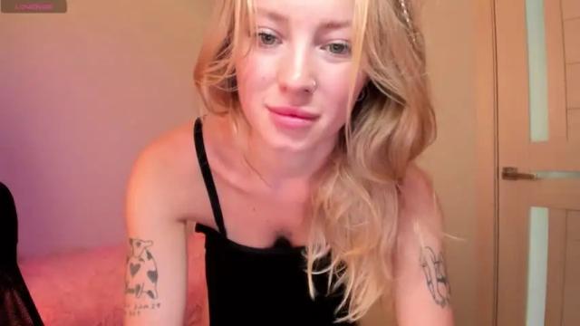 Image 10 of e__lisa Stream on Chaturbate on 18 months ago