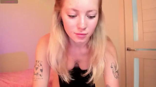 Image 4 of e__lisa Stream on Chaturbate on 18 months ago