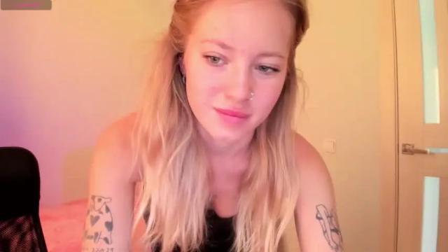 Image 4 of e__lisa Stream on Chaturbate on 18 months ago