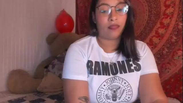 Image 3 of e_d_a Stream on Chaturbate on 1 month ago