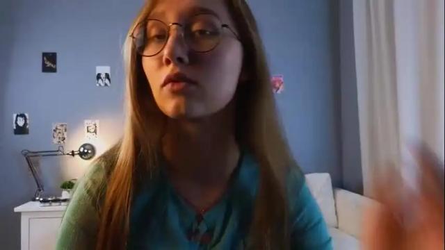 Image 7 of eadlincarnley Stream on Chaturbate on 2 months ago
