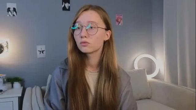 Image 10 of eadlincarnley Stream on Chaturbate on 2 months ago