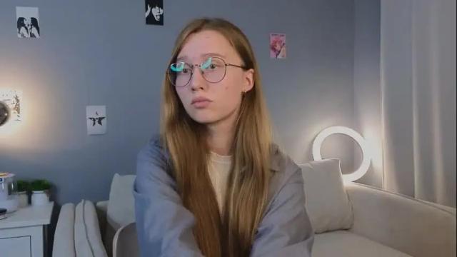 Image 11 of eadlincarnley Stream on Chaturbate on 2 months ago