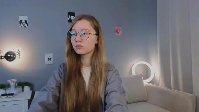 Image 2 of eadlincarnley Stream on Chaturbate on 2 months ago
