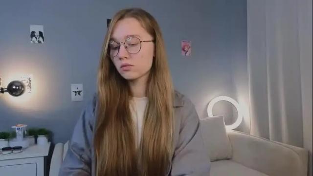 Image 3 of eadlincarnley Stream on Chaturbate on 2 months ago