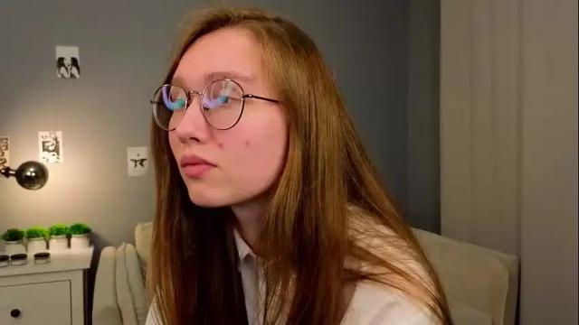 Image 12 of eadlincarnley Stream on Chaturbate on 2 months ago