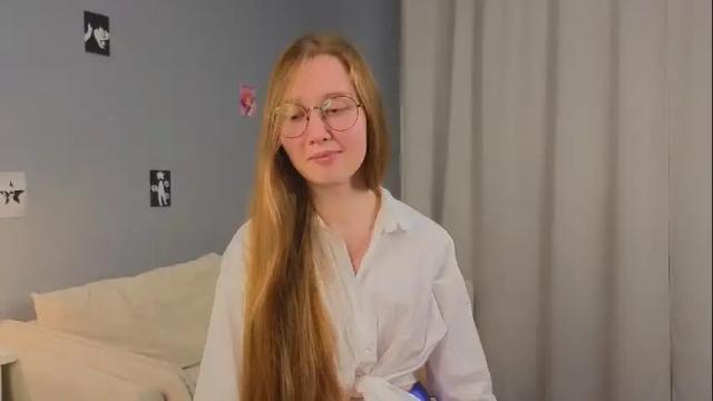 Image 11 of eadlincarnley Stream on Chaturbate on 2 months ago